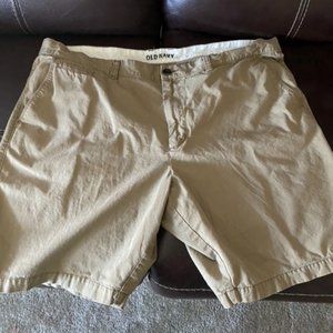 Men's Beige Old Navy shorts